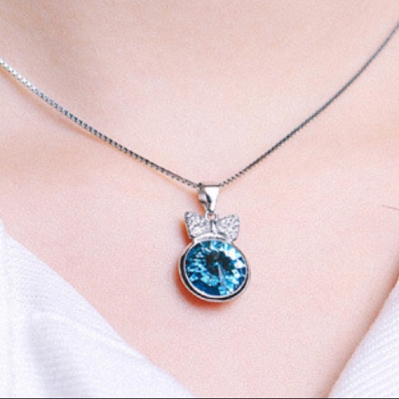 Swarovski Sterling Silver Blue Bow Necklace New - Picture 2 of 2